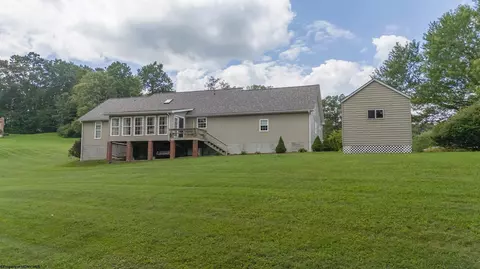 Exterior - 10 Clearview Ln, Beverly, WV 26253 photo 4 of 11