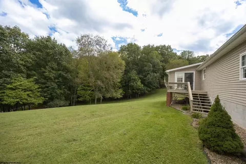 Exterior - 10 Clearview Ln, Beverly, WV 26253 photo 10 of 11