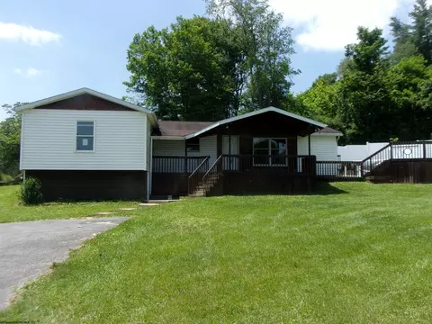 429 Main St, West Milford, WV 26451