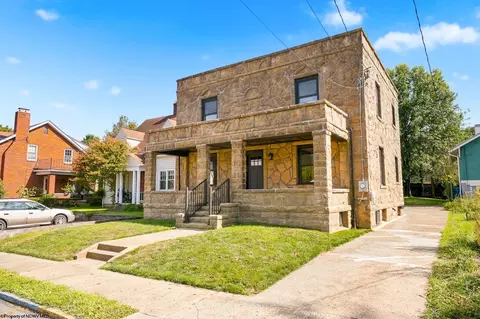 344 Watts St, Morgantown, WV 26501