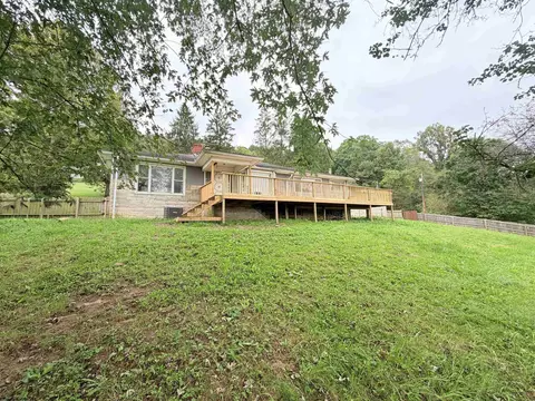 1571 Pennsylvania Ave, Fairmont, WV 26554