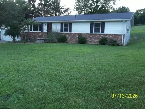 69 Cardinal Ln, Grafton, WV 26354