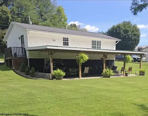 343 Rohr Ave, Buckhannon, WV 26201