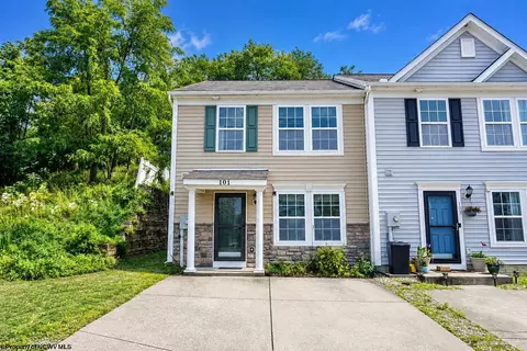101 Auburn Dr, Morgantown, WV 26501