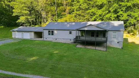 2808 Jennings Run Rd, Weston, WV 26452
