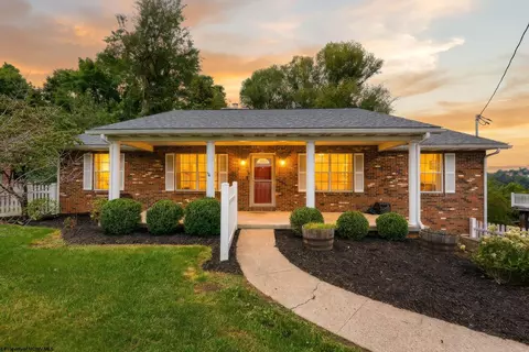 875 Vandalia Rd, Morgantown, WV 26501