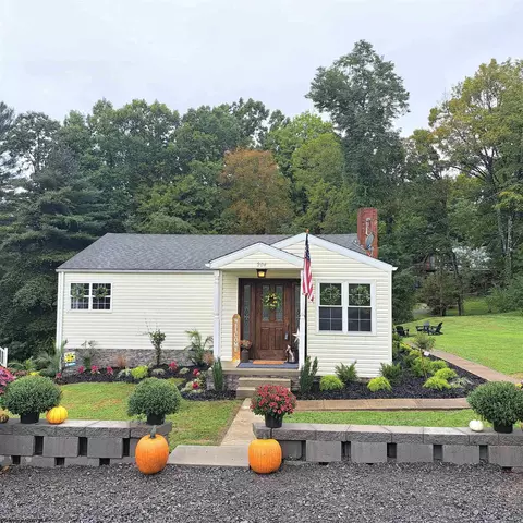 204 S Sigler St, Kingwood, WV 26537