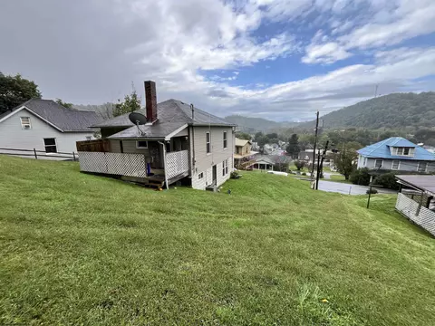 Exterior - 403 S Walnut St, Philippi, WV 26416 photo 7 of 21