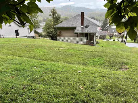 Exterior - 403 S Walnut St, Philippi, WV 26416 photo 20 of 21