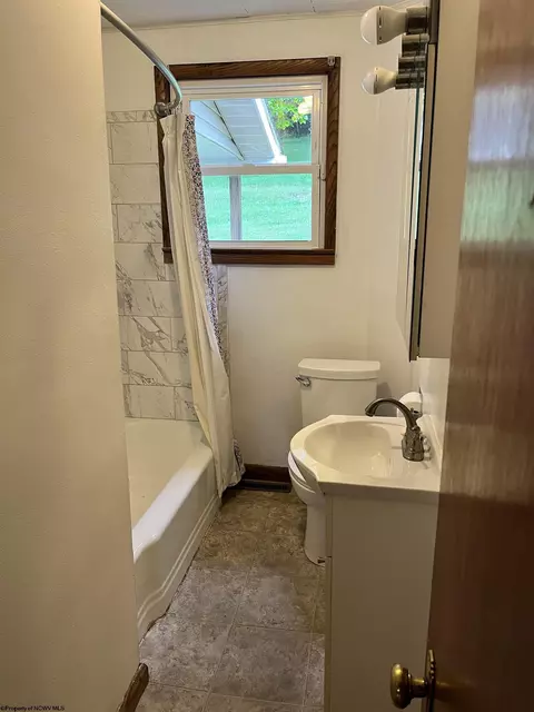 Bath - 403 S Walnut St, Philippi, WV 26416 photo 1 of 1