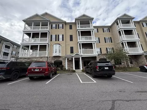 1235 Suncrest Vlg, Morgantown, WV 26505