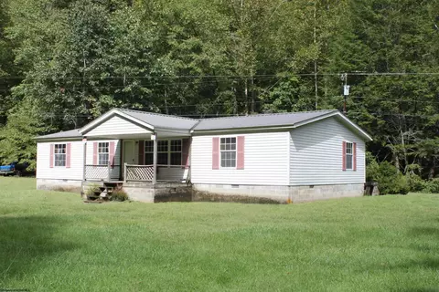 4477 Diana Dr, Webster Springs, WV 26288
