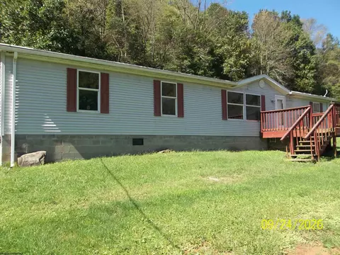 1477 Mudlick Rd, Buckhannon, WV 26201