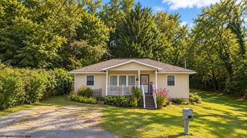 1185 Richwood Ave, Morgantown, WV 26505