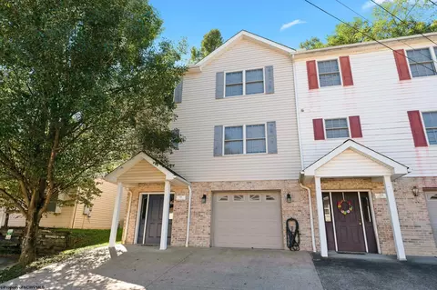 868 Tremont St, Morgantown, WV 26505