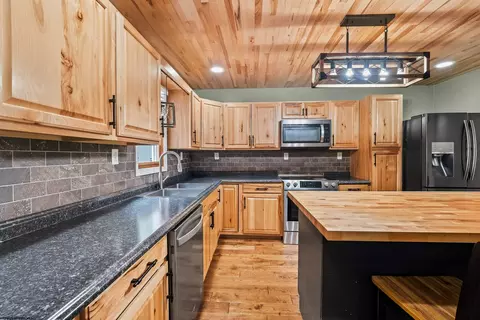 Kitchen - 4243 Independence Rd, Independence, WV 26374 photo 3 of 5