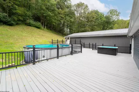 Exterior - 4243 Independence Rd, Independence, WV 26374 photo 4 of 8