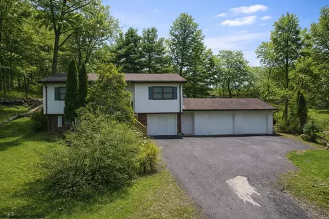 583 Summers School Rd, Morgantown, WV 26508