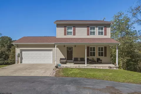 4626 Fairmont Rd, Rivesville, WV 26588