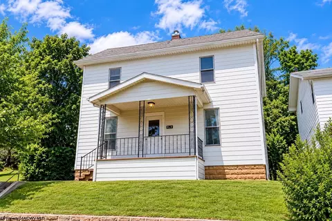 975 Dorsey Ave, Morgantown, WV 26501