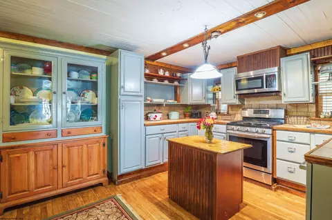 Kitchen - 352 Kent Ave, Davis, WV 26260 photo 2 of 3