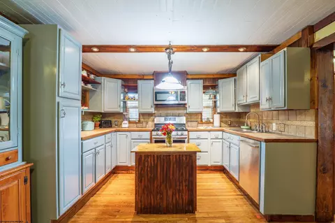 Kitchen - 352 Kent Ave, Davis, WV 26260 photo 3 of 3