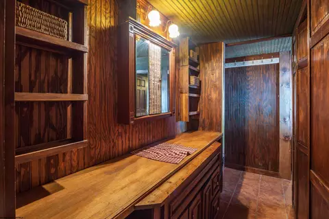 Entry Way - 352 Kent Ave, Davis, WV 26260 photo 2 of 4
