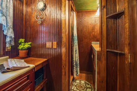Bath - 352 Kent Ave, Davis, WV 26260 photo 1 of 5