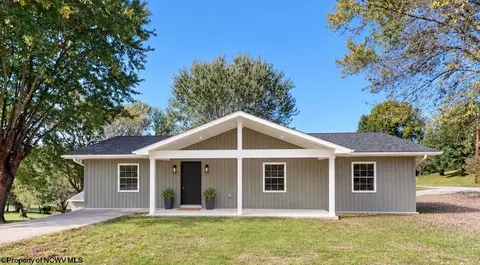 1317 Lincoln Way, Fairmont, WV 26554