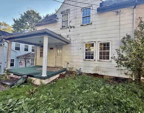 1802 Owens Ave, Fairmont, WV 26554