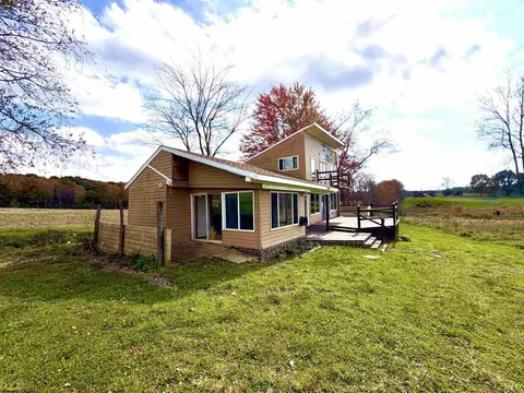 1116 Shady Grove Rd, Bruceton Mills, WV 26525