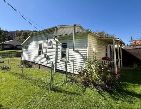 Other - 1020 12 E Main St, Mannington, WV 26582 photo 1 of 5