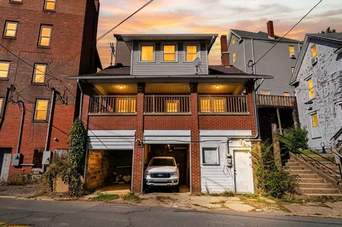 51 Richwood Ave, Morgantown, WV 26505