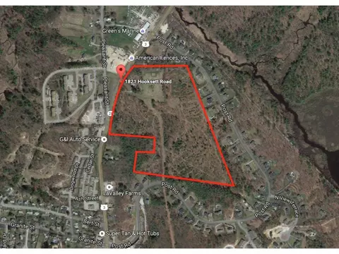 1821 Hooksett Rd, Hooksett, NH 03106