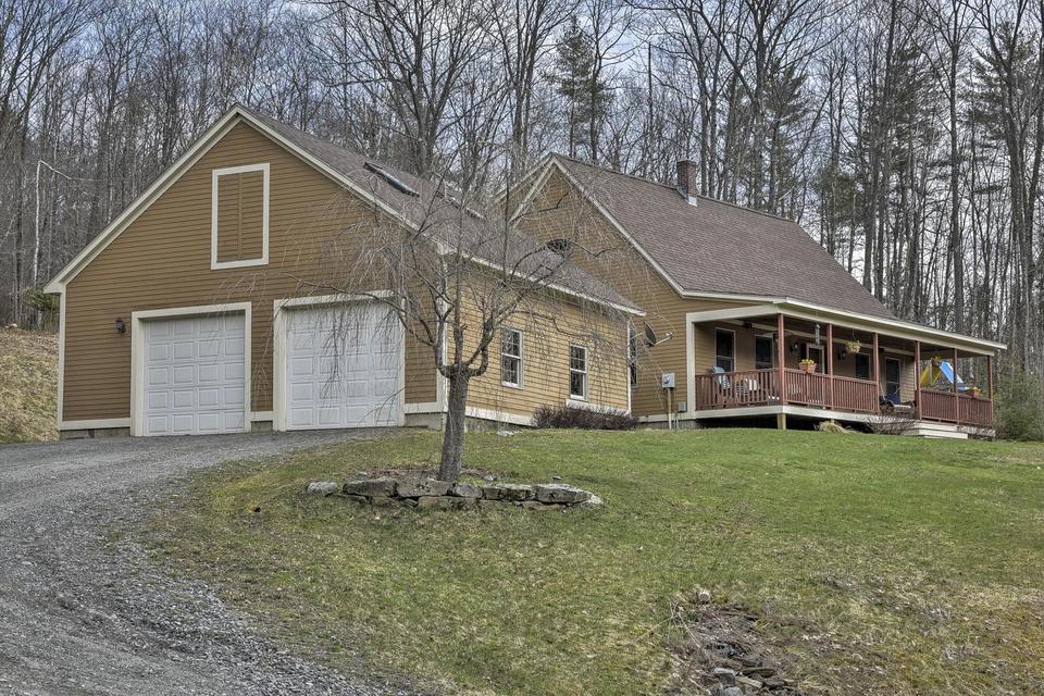 707 Hurricane Rd, Keene, NH 03431 40 Photos MLS 4905609 Movoto