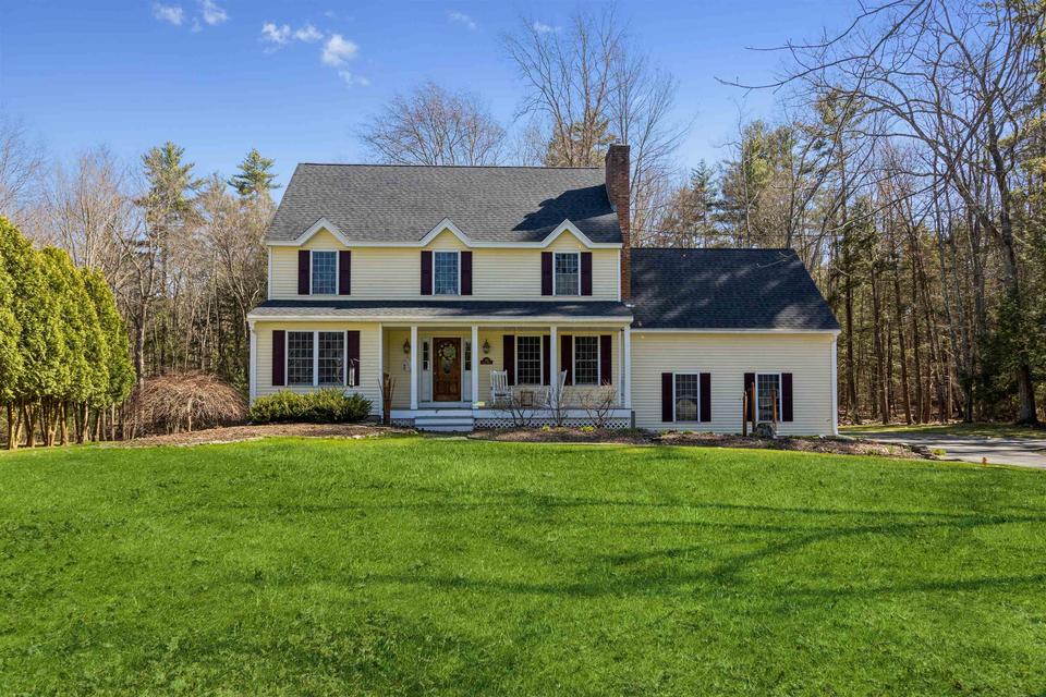 365 Grant Rd, Newmarket, NH 03857 36 Photos MLS 4906462 Movoto