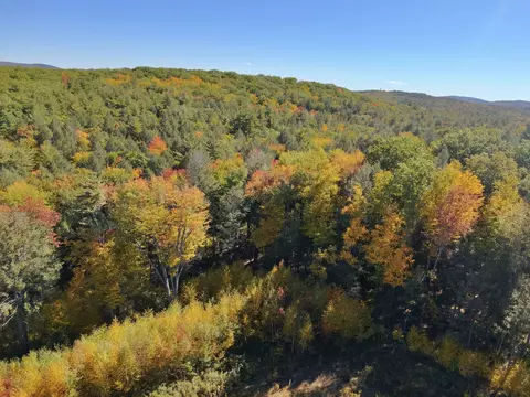 00 Fort Dummer Hts #2, Brattleboro, VT 05301