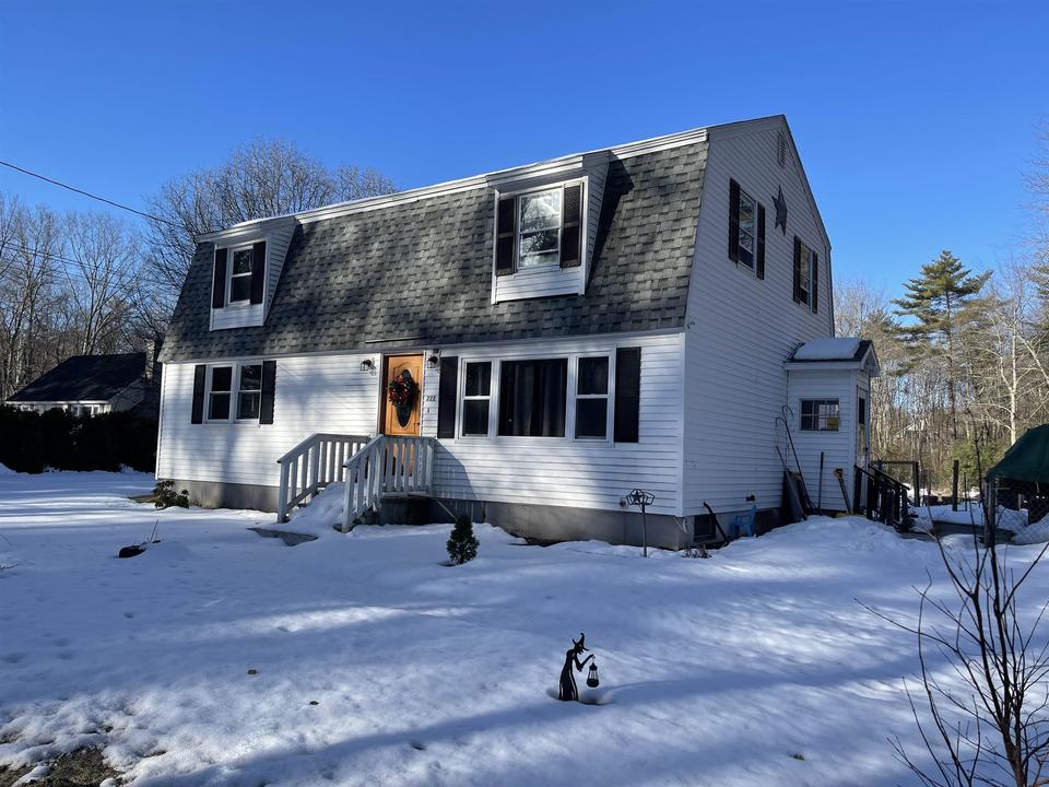 222 Hackett Hill Rd, Hooksett, NH 03106 19 Photos MLS 4948478 Movoto