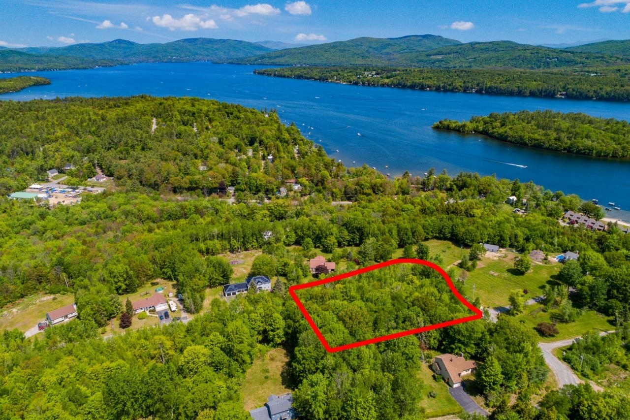 25 UPPER BIRCH DR  
