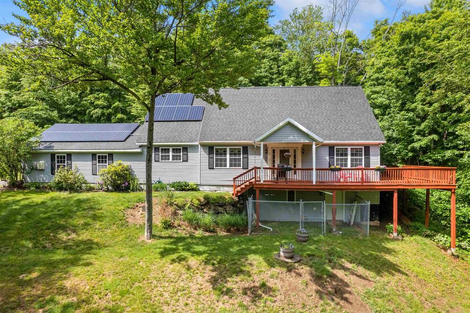 140 Cream Pot Rd, Hartland, VT 05048 33 Photos Movoto