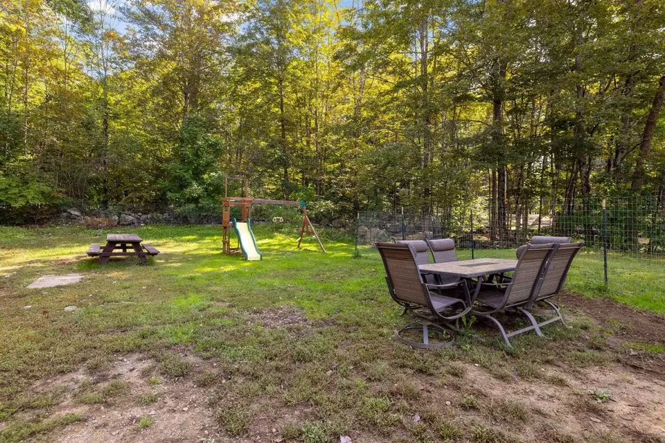 13 Church St, Gilmanton, NH 03837 29 Photos Movoto