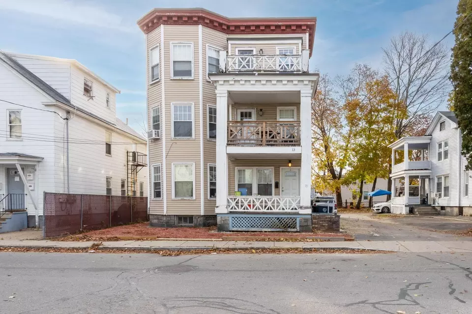 13 Mason St, Nashua, NH 03060 35 Photos Movoto