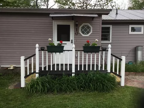 Exterior - 10 Old Town Rd, Castleton, VT 05735 photo 5 of 8