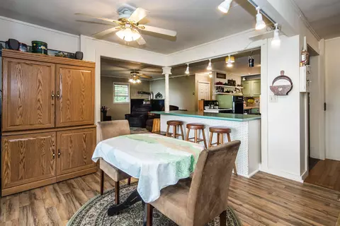Dining - 10 Old Town Rd, Castleton, VT 05735 photo 1 of 2