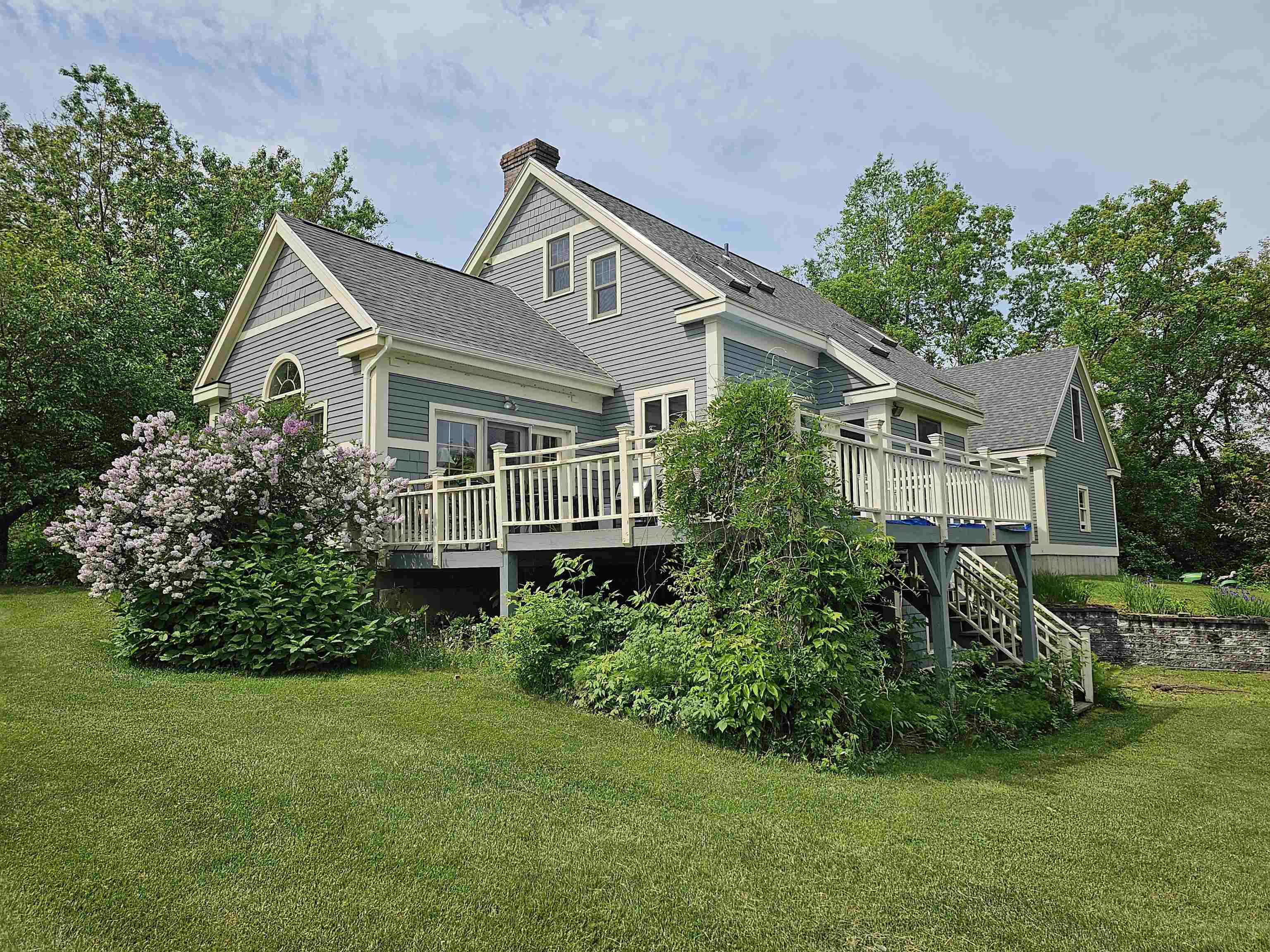 37 Deer Run Ln  