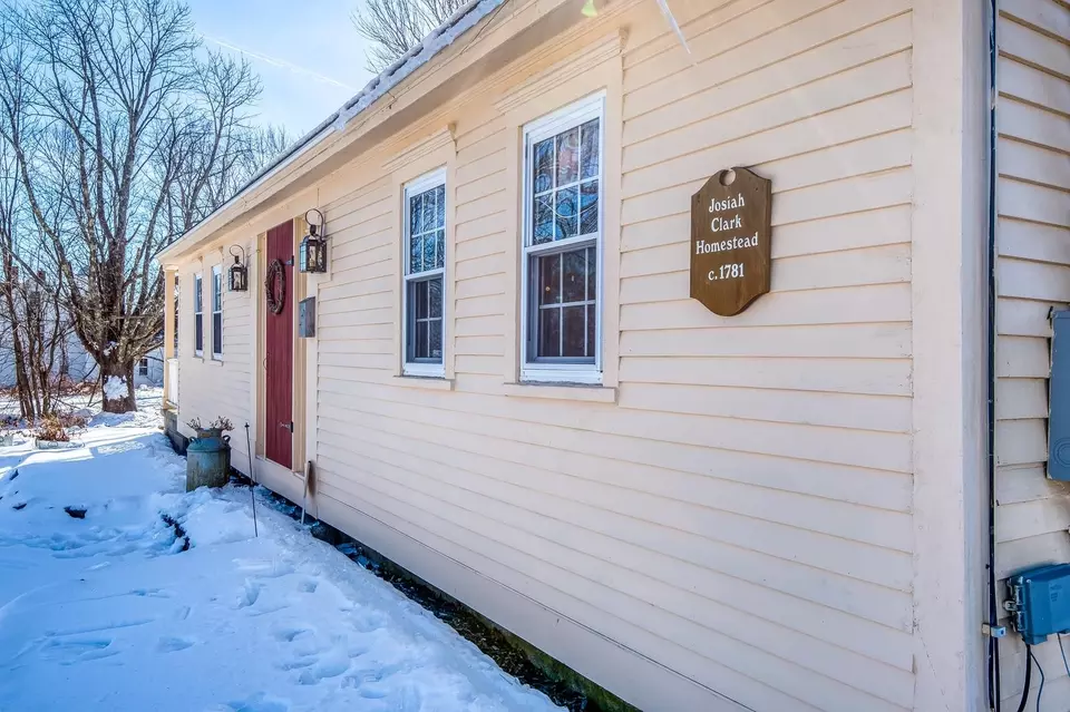 662 Center Rd, Lebanon, ME 04027 39 Photos Movoto