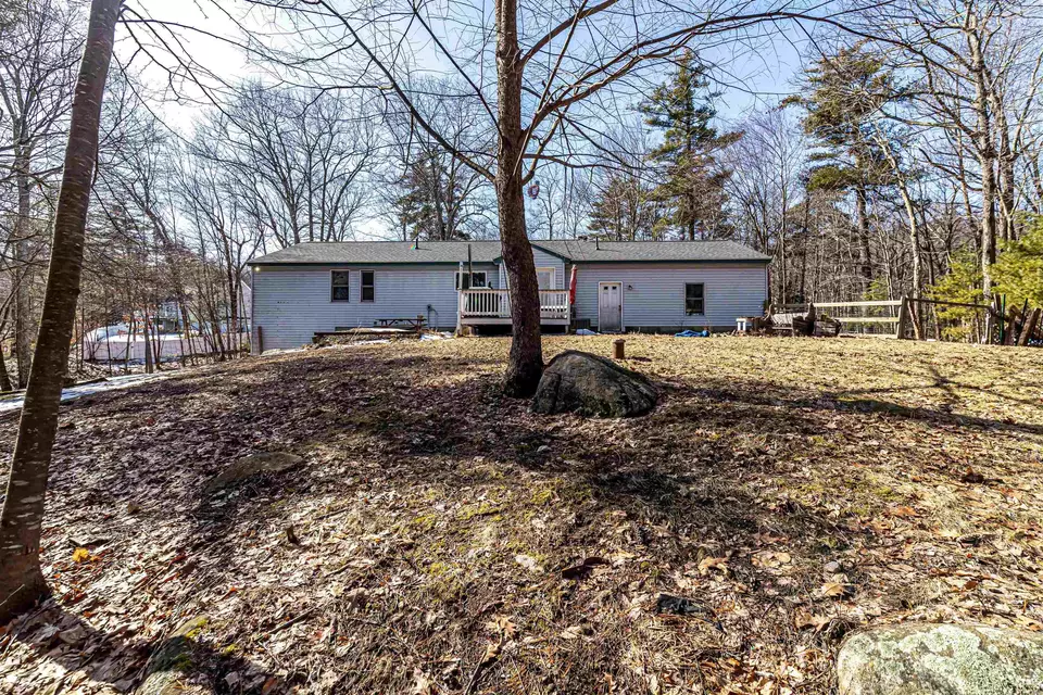 252 Mile Slip Rd, Milford, NH 03055 39 Photos Movoto