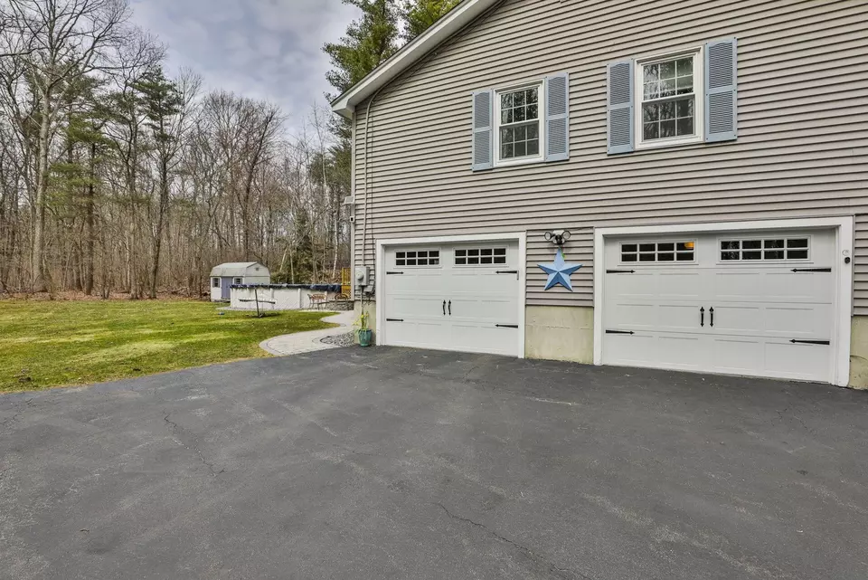 56 E Nashua Rd, Windham, NH 03087 39 Photos Movoto