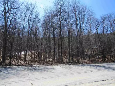 21 Promenade St, Gorham, NH 03581