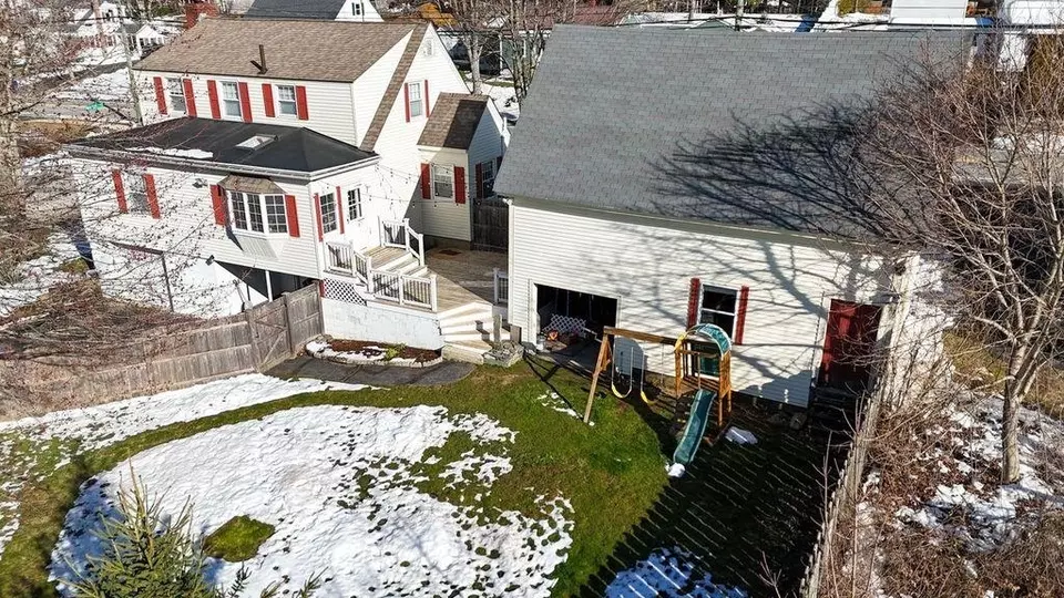 46 Glenwood Ave, Dover, NH 03820 40 Photos Movoto